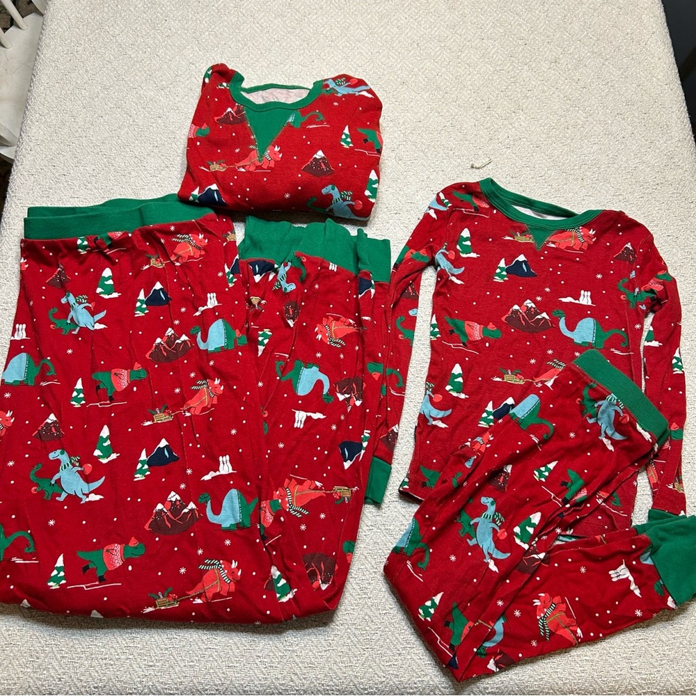 Christmas dinosaur pajama sets size kids 6